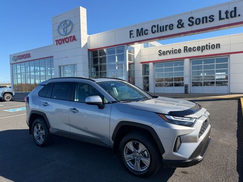 Toyota RAV4 Hybrid XLE 2025