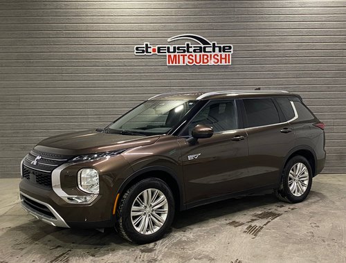 2023 Mitsubishi Outlander PHEV LE**S-AWC**TAUX À PARTIR 0.9%**75KM EV**TOIT PANO