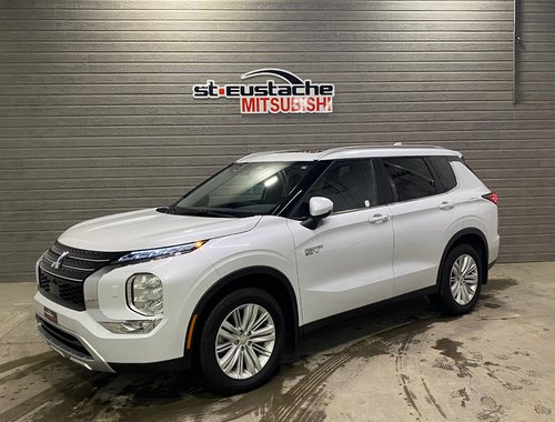 2025 Mitsubishi OUTLANDER PHEV SE DÉMO