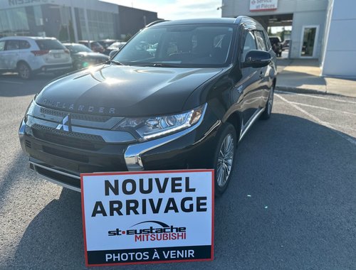 Mitsubishi OUTLANDER PHEV LE 2022