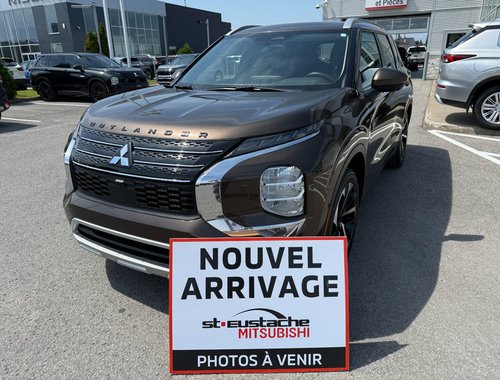 Mitsubishi OUTLANDER PHEV SEL**S-AWC**TAUX À PARTIR DE 0.9%**TOIT**CUIR**NAV 2023