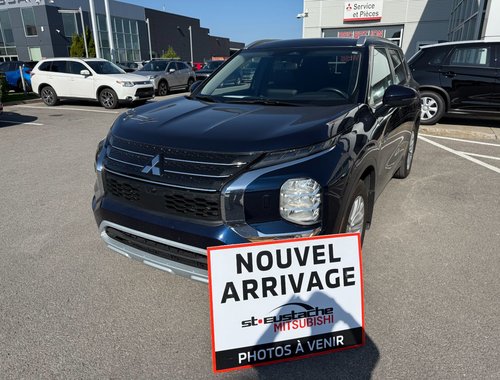 Mitsubishi Outlander Plug-In Hybrid LE*CUIR/SUÈDE*ATTACHE REMORQUE 2024