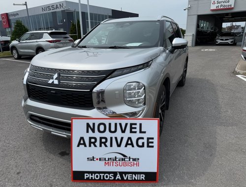 2022 Mitsubishi Outlander GT-PREMIUM**S-AWC**CUIR 2-TONS**TAUX 0.9%**TOIT**