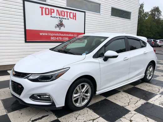 2018 Chevrolet Cruze LT - heated seats, reverse camera, a/c, handsfree