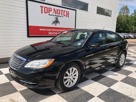 2014 Chrysler 200 LX - CD Player, Power Windows, Cloth Seats