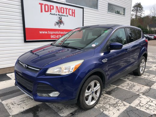 2013 Ford Escape SE - heated seats, hands free, auto, 4WD, a/c