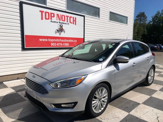 2018 Ford Focus Titanium- Sunroof, Heated Steering Wheel and Seats