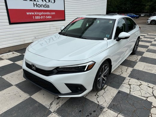 2022 Honda Civic Touring, lane departure, acc, heated seats, a/c