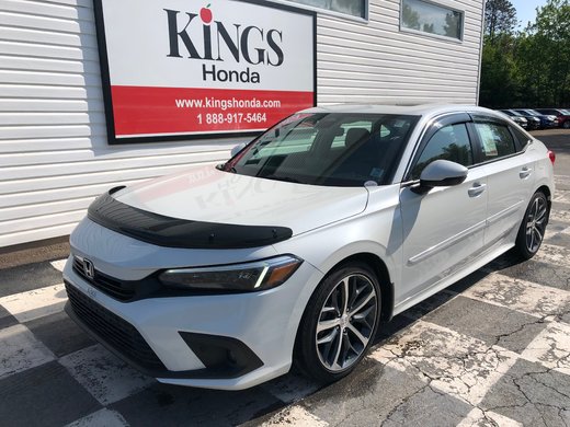 2024 Honda Civic Touring - power seats, hands free, reverse camera