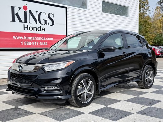 2021 Honda HR-V Touring | Sunroof, Lane Assist, Reverse Camera, BT