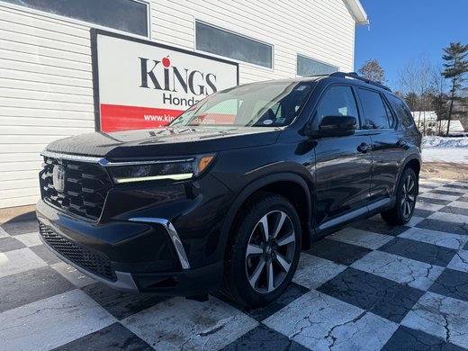2023 Honda PILOT Touring, Keyless entry, remote start, backup camer