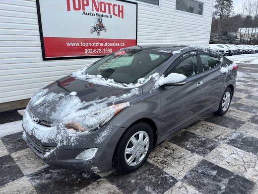 2012 Hyundai Elantra Limited - heated front/rear seats, a/c, cruise