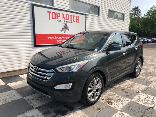 2013 Hyundai Santa Fe Limited - sunroof, reverse cam, heated/vented seat