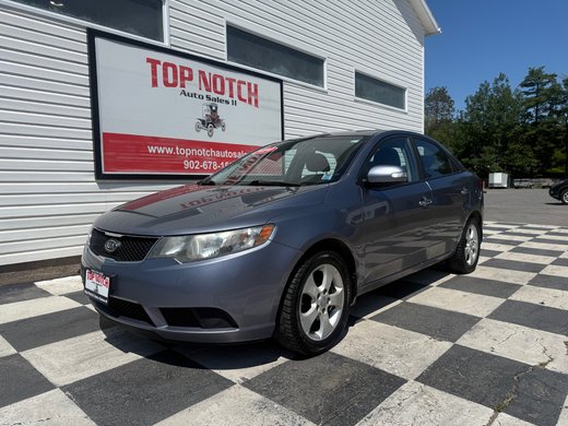 2010 Kia FORTE EX, Keyless entry, MP3, Cruise control