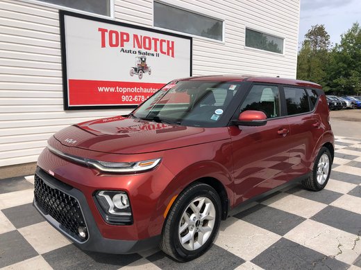 2022 Kia Soul EX - Reverse Camera, Carplay, Heated Seats