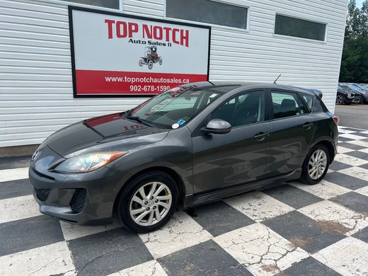 2012 Mazda 3 GS-SKY - FWD, Alloy rims, Heated seats, 6SPD, A.C