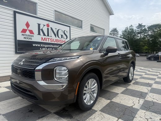 2024 Mitsubishi Outlander ES, keyless entry, backup camera, Bluetooth
