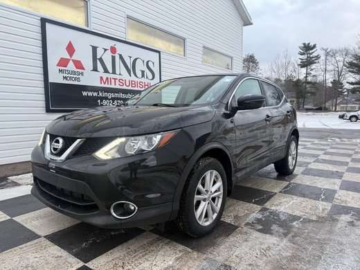 2017 Nissan Qashqai SV, Keyless entry, remote start, backup camera