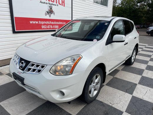 2013 Nissan ROGUE S/SV 4 door, FWD, sunroof