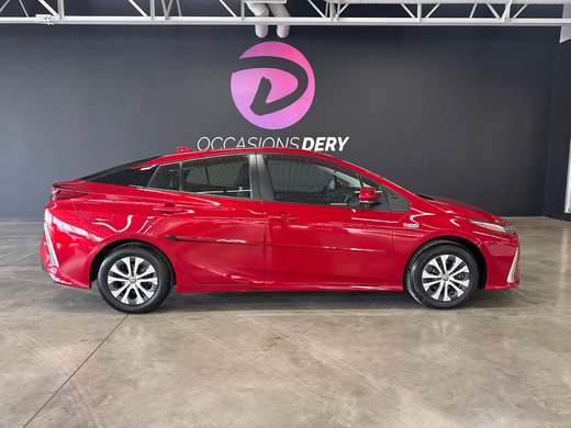 Toyota PRIUS PRIME  2021