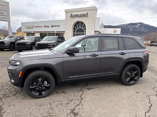 Jeep Grand Cherokee ALTITUDE 2024