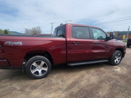 Ram 1500 TRADESMAN 2025