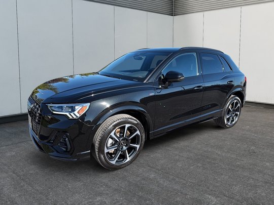 Audi Q3 Progressiv Quattro S-Line Black Optik 2024