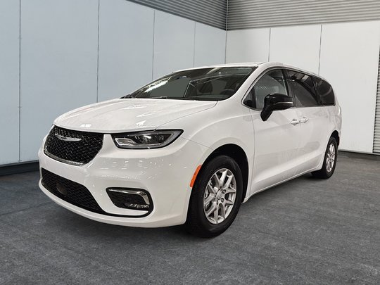 Chrysler Pacifica SELECT 2026