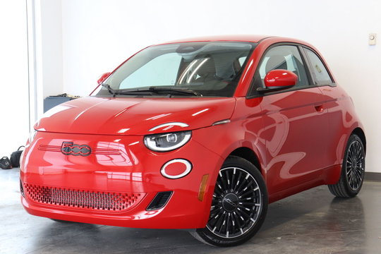 2024 Fiat 500e RED