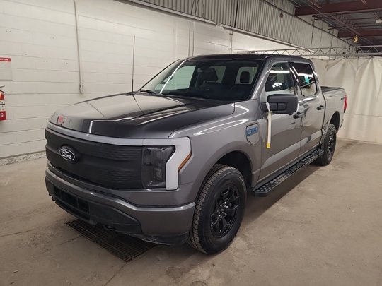 Ford F-150 Lightning XLT SuperCrew 4x4 Navigation 2025