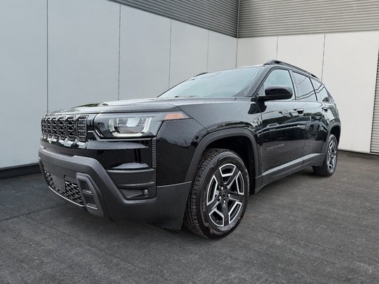 Jeep Cherokee LAREDO 2026