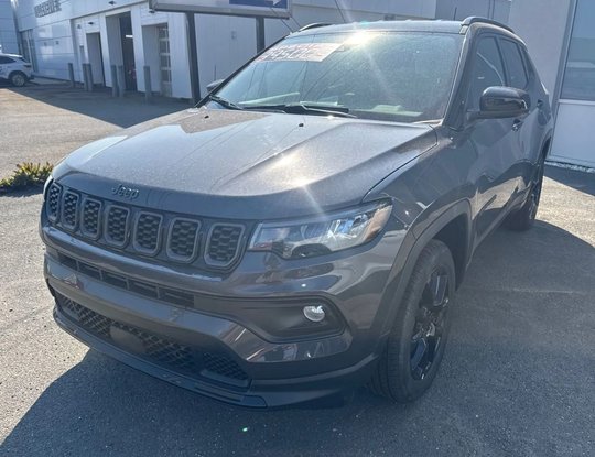 Jeep Compass Altitude Luxe 4X4 Navigation 2024