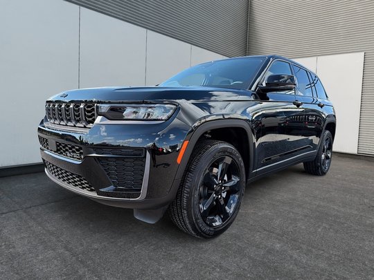2026 Jeep Grand Cherokee ALTITUDE