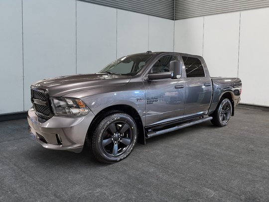 Ram 1500 Classic Express CrewCab 2021