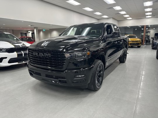 2025 Ram 1500 SPORT