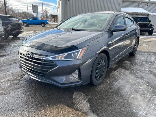 Hyundai Elantra Essential 2020