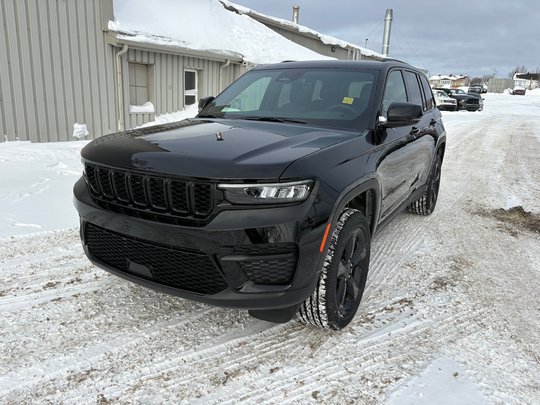 Jeep Grand Cherokee LAREDO ALTITUDE 2025