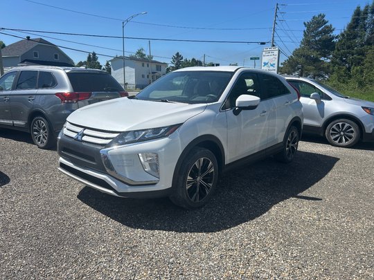 Mitsubishi ECLIPSE CROSS ES 2020