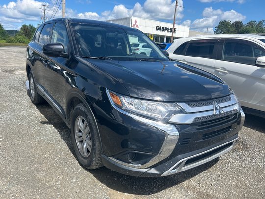 Mitsubishi Outlander ES 2019