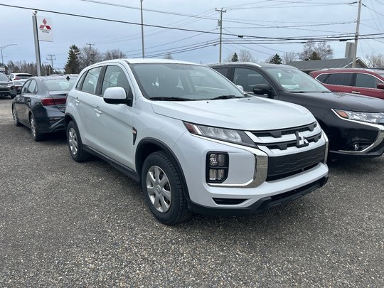 Mitsubishi RVR ES 2022