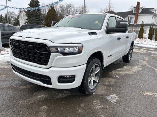 Ram 1500 TRADESMAN 2025