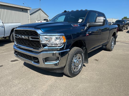 Ram 2500 TRADESMAN 2024