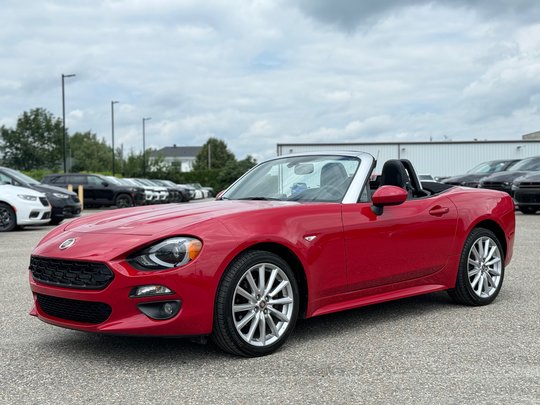 2017 Fiat 124 SPIDER LUSSO CONVERTIBLE