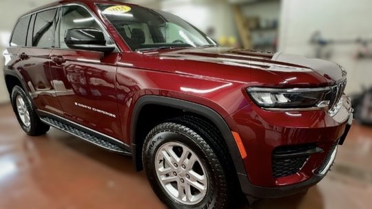 2024 Jeep Grand Cherokee Laredo 4x4