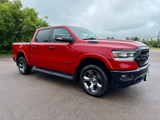 Ram 1500 Big Horn 4x4 Crew Cab 2022