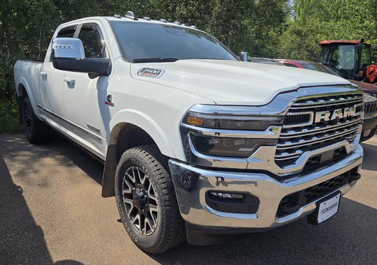 Ram 2500 Limited 4x4 Crew Cab Cummins 2025