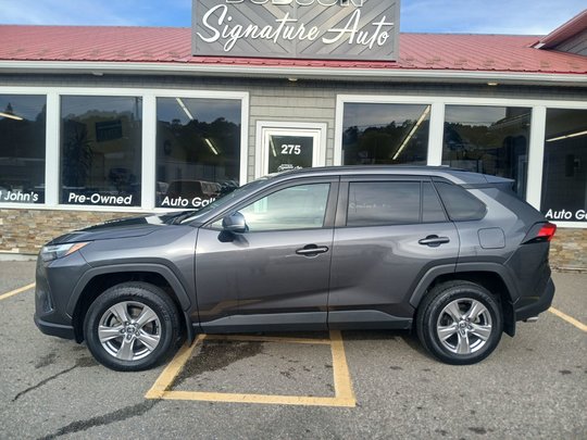 Toyota RAV4 XLE 2023