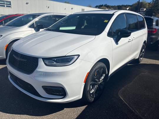 2026 Chrysler GRAND CARAVAN SXT