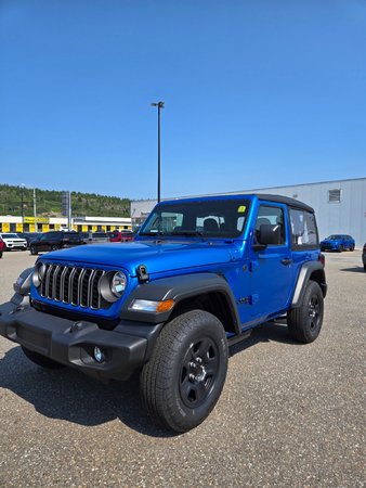 2026 Jeep Wrangler SPORT