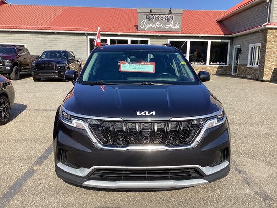 2022 Kia CARNIVAL LX